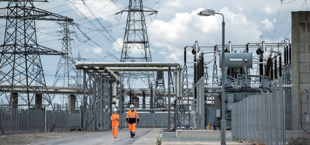 Substations, Pylons And Overhead Lines | National Grid ET